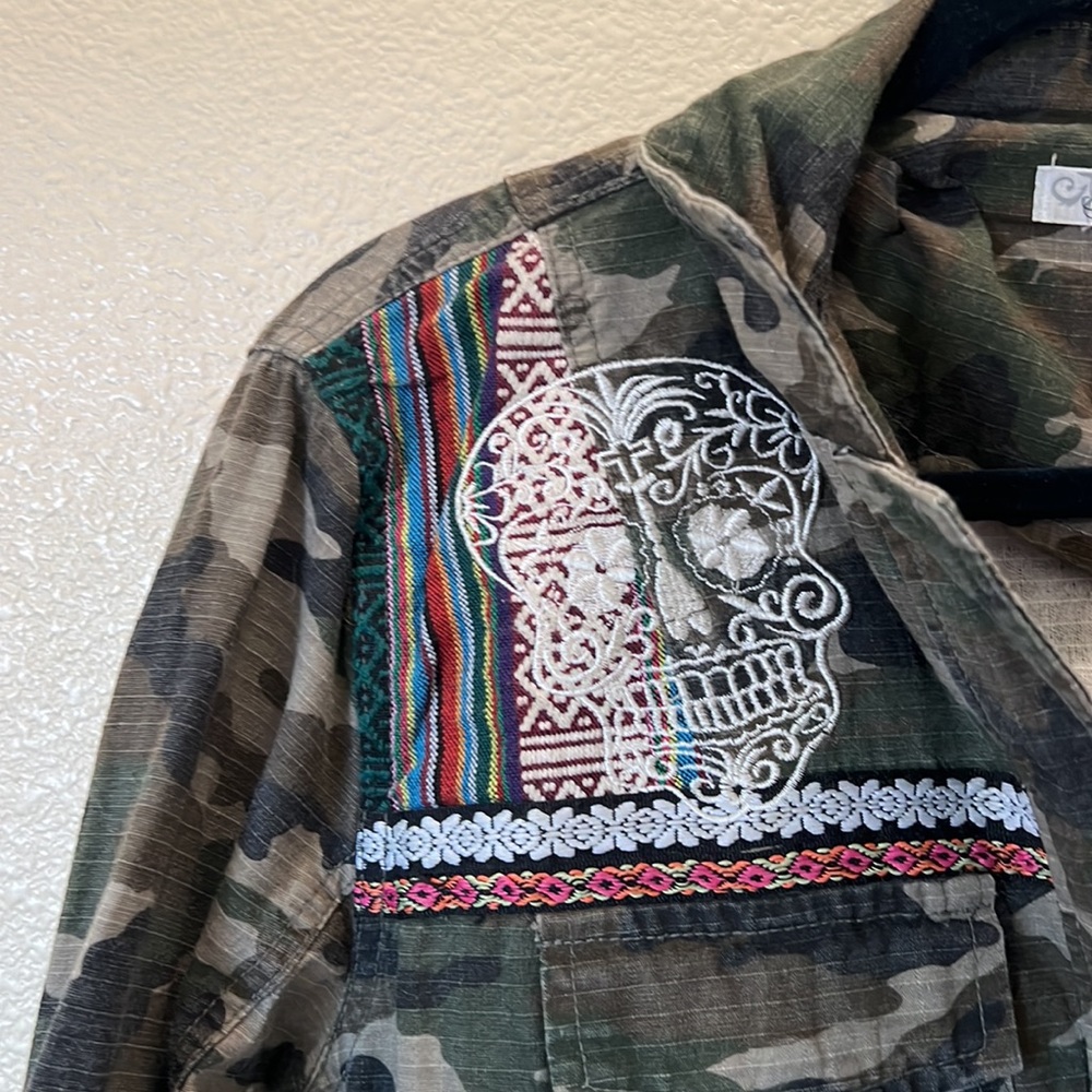 Camo Sugar Skull Utility Jacket - Picture 3 of 5